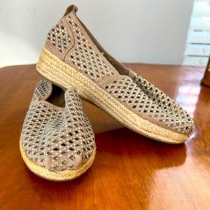 Skechers BOBS Highlights 2.0 City Sparkle Wedge Espadrille - never worn
